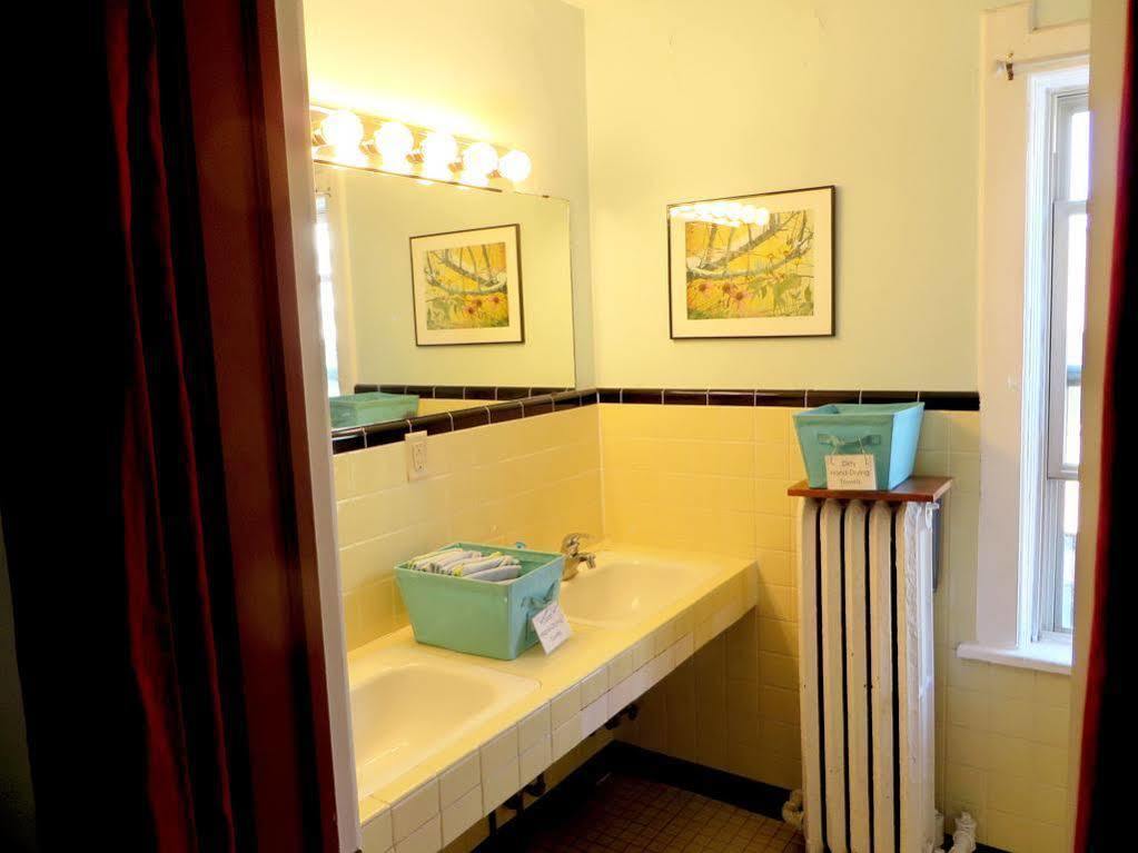 Hi - Madison Hostel ภายนอก รูปภาพ